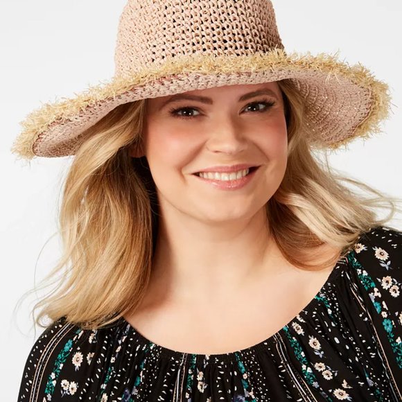 Steve Madden Accessories - Steve Madden Frayed Crochet Bucket Hat, Blush, OS